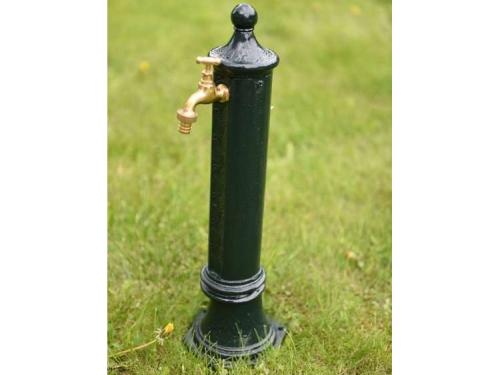 Как спрятать скважину на даче. Я в домике — интересные варианты, как закрыть скважину на даче декоративно и облагородить участок