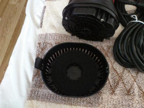 Насос для полива из бочки ЗУБР. Обзор на Насос погружной бочковой ЗУБР НПБ-300