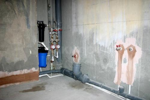 Разводка труб в ванной на два смесителя. Сравнительная характеристика схем разводки