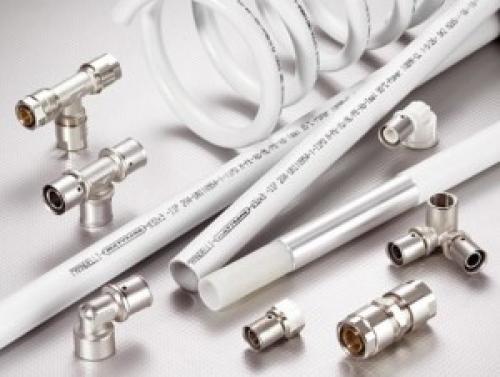 Разводка воды в квартире металлопластиком. Отличительные особенности материалов