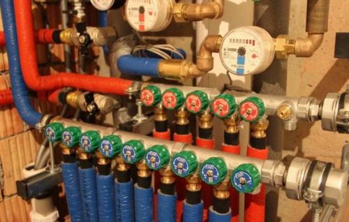 Разводка водоснабжения в квартире. Типовые схемы водоснабжения квартиры — последовательная и коллекторная