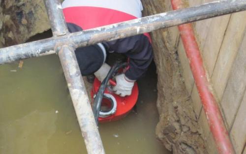 Принцип работы водяного насоса. Принцип работы помпы для воды: особенности и разновидности насосов