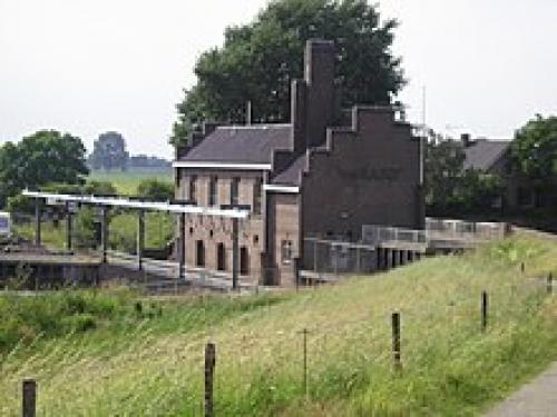 Как работает автоматическая насосная станция. Принцип действия 02 Как работает автоматическая насосная станция. Принцип действия 02