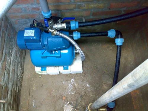 Насосы для подачи воды из колодца в дом. Достоинства погружных колодезных насосов