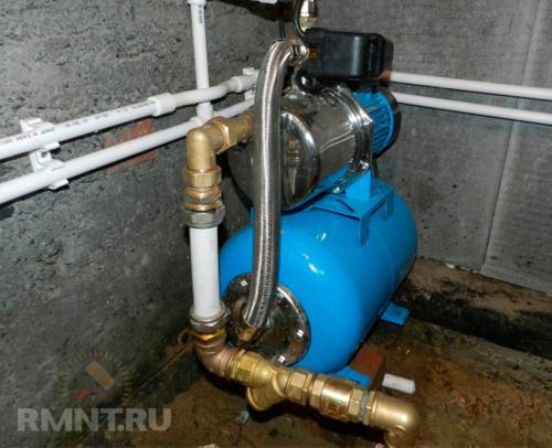 Подключение насосной станции к скважине. Как выполняется обвязка станции 01 Подключение насосной станции к скважине. Как выполняется обвязка станции 01