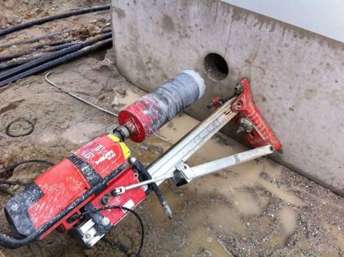 Как сделать отверстие в фундаменте под вентиляцию. Продухи в готовом фундаменте
