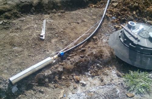 Выбор схемы для проведения воды в частный дом из скважины. Обустройство скважины для воды в частном доме: типы, схемы подключения 06