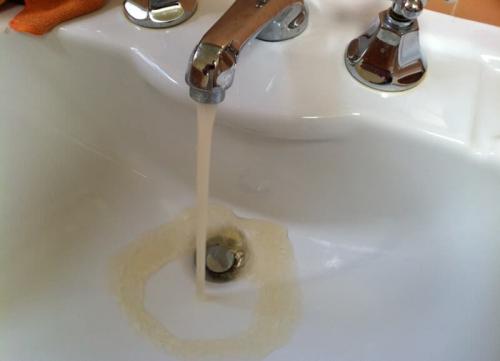 Мутная вода в скважине не прокачивается. Причины помутнения водной среды 05 Мутная вода в скважине не прокачивается. Причины помутнения водной среды 05