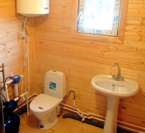 Канализация под унитаз в частном доме. Как сделать туалет в частном доме